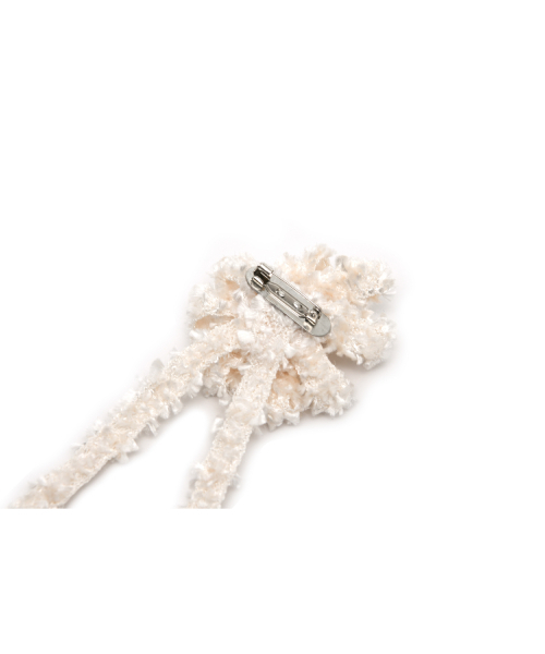 POESIEDAME(ポエジダム)の「TWEED RIBBON BROOCH IN CREAM(ブローチ/コサージュ・レディース・その他・FREE)」の5枚目の写真