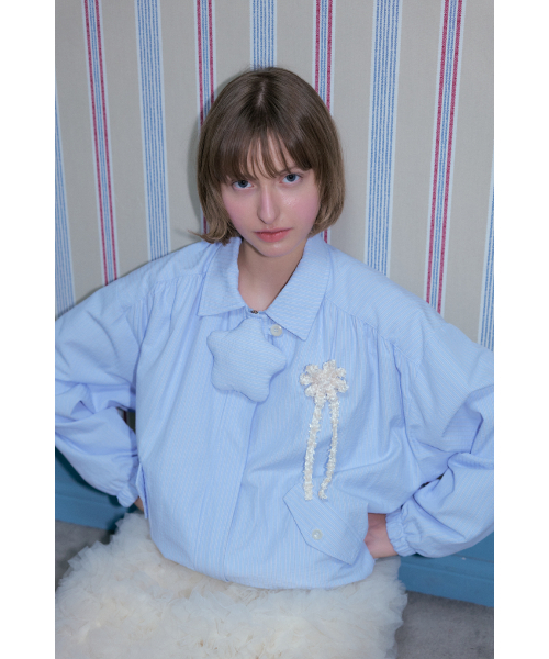 POESIEDAME(ポエジダム)の「TWEED RIBBON BROOCH IN CREAM(ブローチ/コサージュ・レディース・その他・FREE)」の3枚目の写真