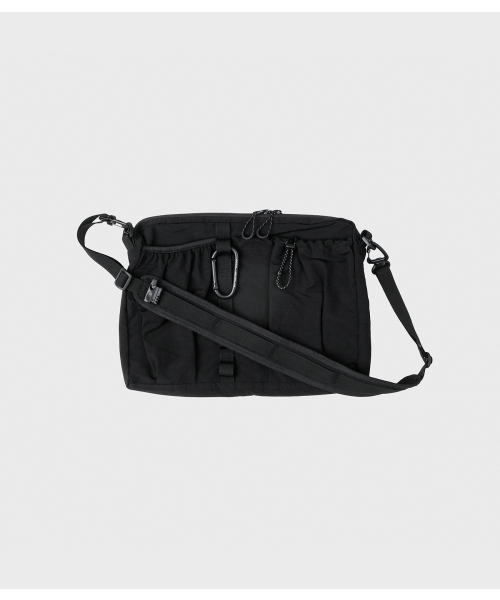 MMOGARDEN(エメモガーデン)の「mmo cross bag nylon slub (3colors)(メッセンジャーバッグ・レディース・ブラック/カーキ/グレイッシュベージュ・FREE)」の5枚目の写真