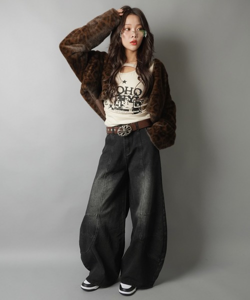 SPINNS(スピンズ)の「アニマル柄で主役級の可愛さ★フード付きショートファーブルゾン(ブルゾン・レディース・レオパード/アニマル・ONESIZE)」の13枚目の写真