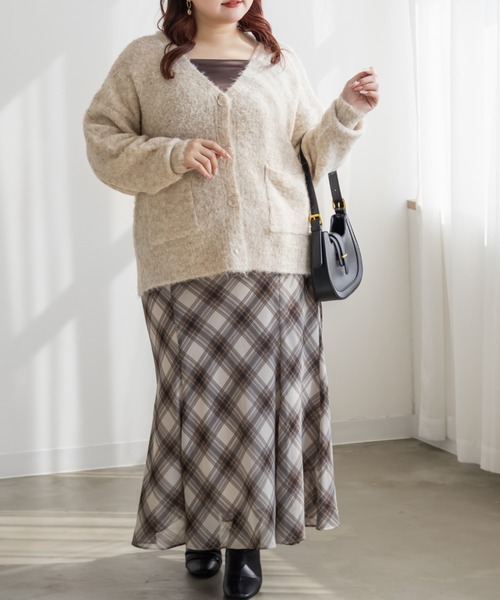 CLETTE(クレット)の「CLETTEオリジナルミックスニットVネックカーディガン(カーディガン/ボレロ・レディース・ライトベージュ/ブラウン/ピンク・4L/3L/LL)」の8枚目の写真