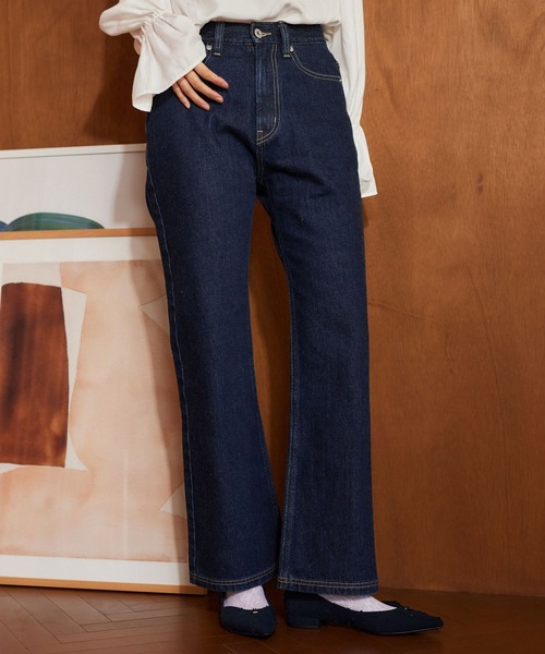 mysty woman(ミスティウーマン)の「KUROKIセミワイドデニムパンツ 636697(デニムパンツ・レディース・インディゴブルー/ブラック/ブルー・SMALL/MEDIUM)」の2枚目の写真