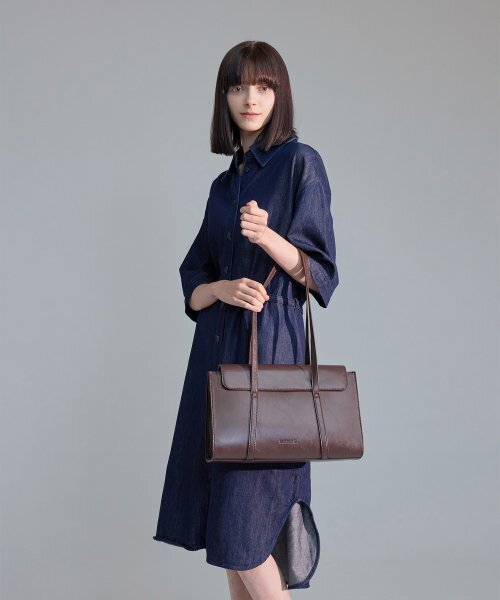 SONORIAL（ソノリアル）の「Manar bag - マナバッグダスティブラウン（ショルダーバッグ・レディース・ブラウン・FREE）」の6枚目の写真