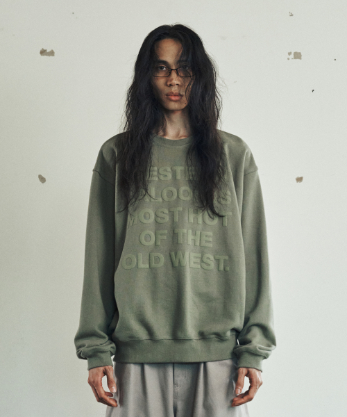 THEVINYLHOUSE(ザバイニルハウス)の「OLD WEST TYPO SWEATSHIRT KHAKI(スウェット・メンズ・その他・S/M/L)」の3枚目の写真