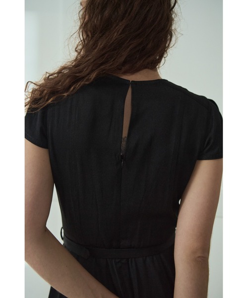 Estella.K(エステラケー)の「Hazel Denim Dress キャップスリーブデニムドレス(ワンピース・レディース・ブラック/インディゴブルー/モーブ系・FREE)」の19枚目の写真