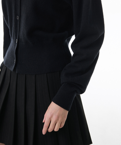 MUSINSA STANDARD WOMAN（ムシンサスタンダードウーマン）の「ウィメンズエッセンシャルカーディガン[ブラック]（カーディガン/ボレロ・レディース・その他・LARGE/MEDIUM/SMALL/X-SMALL）」の6枚目の写真