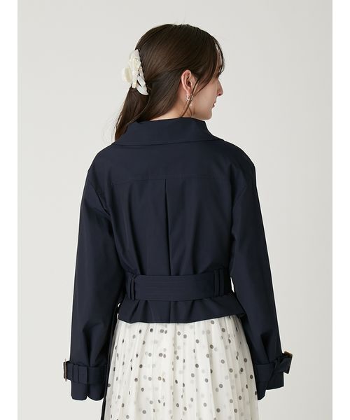 FRAY I.D（フレイアイディー）の「ボリュームスリーブショートトレンチコート／撥水（トレンチコート・レディース・ライトベージュ/ベージュ/ネイビー・0/1）」の8枚目の写真