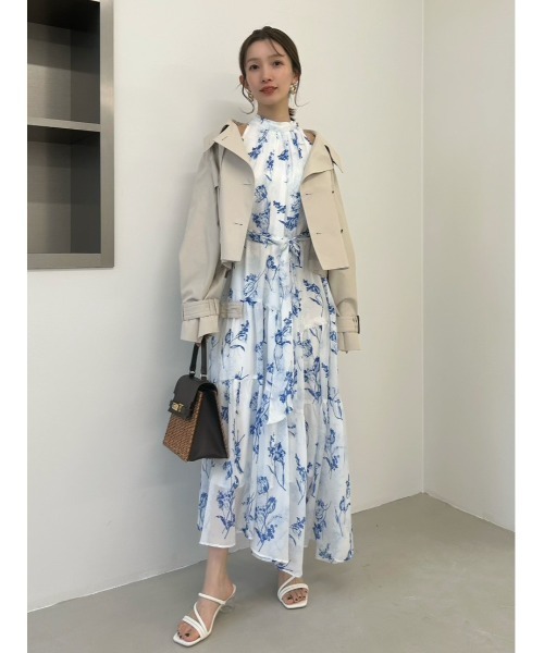 FRAY I.D（フレイアイディー）の「ボリュームスリーブショートトレンチコート／撥水（トレンチコート・レディース・ライトベージュ/ベージュ/ネイビー・0/1）」の21枚目の写真