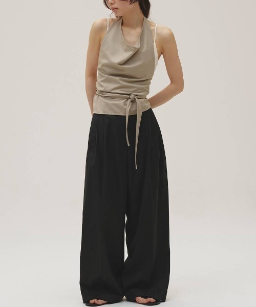 TODAYFUL(トゥデイフル)の「【TODAYFUL/トゥデイフル】Lightweight Tuck Trousers/ライトウェイトタックトラウザーパンツ(スラックス・レディース・ダークブラウン/ブラック・38/36)」の3枚目の写真