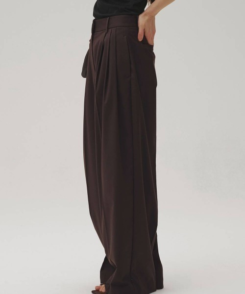 TODAYFUL(トゥデイフル)の「【TODAYFUL/トゥデイフル】Lightweight Tuck Trousers/ライトウェイトタックトラウザーパンツ(スラックス・レディース・ダークブラウン/ブラック・38/36)」の10枚目の写真