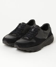 TOSS（トス）の「ローカットスニーカー（スニーカー）」