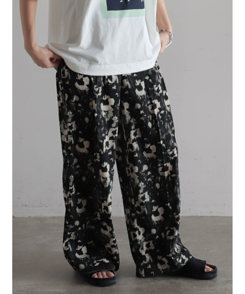 FIL DE FER（フィルデフェール）の「【予約】シャドウフラワープリント　イージーパンツ（その他パンツ・レディース・ピンク/ブラック・FREE）」の2枚目の写真