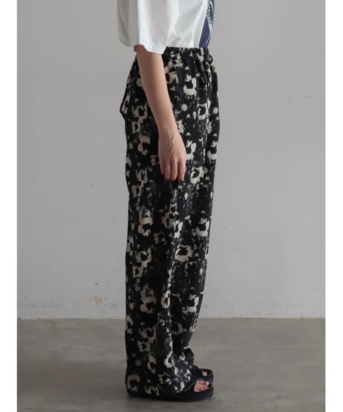 FIL DE FER（フィルデフェール）の「【予約】シャドウフラワープリント　イージーパンツ（その他パンツ・レディース・ピンク/ブラック・FREE）」の9枚目の写真