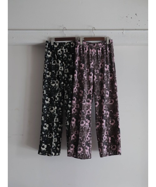 FIL DE FER（フィルデフェール）の「【予約】シャドウフラワープリント　イージーパンツ（その他パンツ・レディース・ピンク/ブラック・FREE）」の6枚目の写真