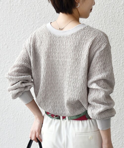 SHIPS(シップス)の「【WEB限定】〈手洗い可能〉ウェーブ クレープ ヘンリー 2WAY プルオーバー(Tシャツ/カットソー・レディース・ベージュ/ブラック/ナチュラル・ONE SIZE)」の21枚目の写真