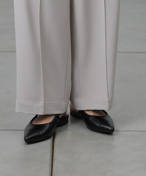 COLONY 2139（コロニートゥーワンスリーナイン）の「ワンストラップポインテッドミュール（サンダル・レディース・ブラック/シルバー・LARGE/MEDIUM）」の6枚目の写真