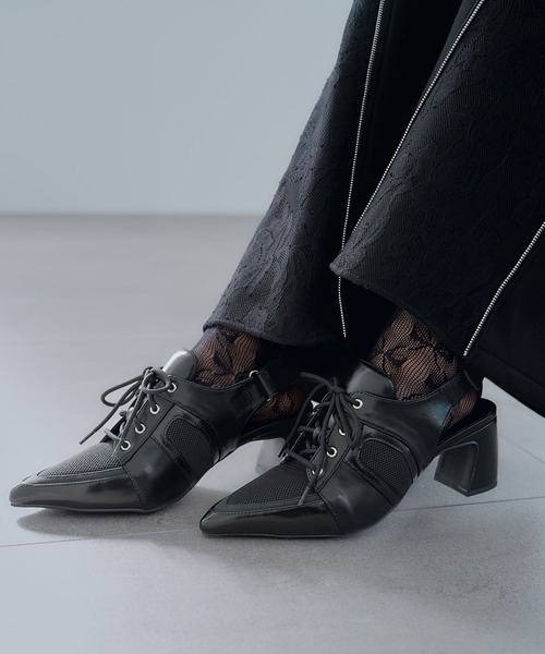 HARE（ハレ）の「ポインテッドトゥスニーカーミュール(HARE)（サンダル・レディース・ブラック・LARGE/MEDIUM）」の9枚目の写真