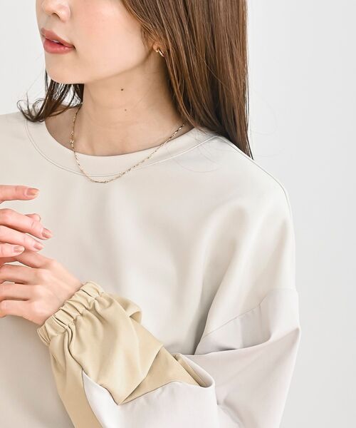 rps(アールピーエス)の「配色裾ドロストプルオーバー(スウェット・レディース・チャコールグレー/グレー/アイボリー・フリー)」の8枚目の写真