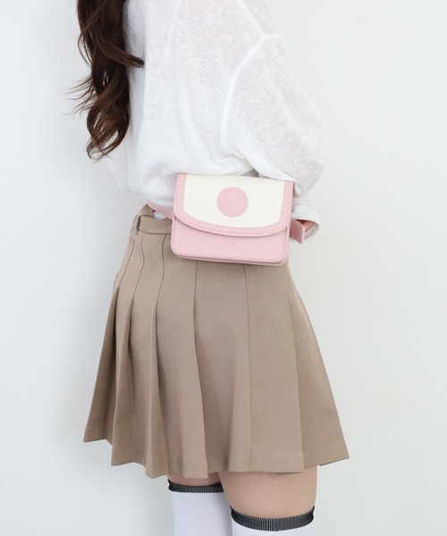 CECIL McBEE(セシルマクビー)の「Emblem Scope Case(ボディバッグ/ウエストポーチ・レディース・ピンク/ホワイト/ベージュ・F)」の3枚目の写真