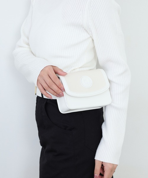 CECIL McBEE(セシルマクビー)の「Emblem Scope Case(ボディバッグ/ウエストポーチ・レディース・ピンク/ホワイト/ベージュ・F)」の4枚目の写真