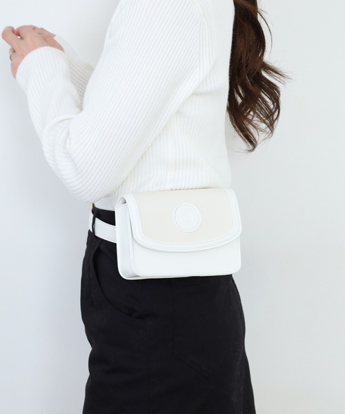 CECIL McBEE(セシルマクビー)の「Emblem Scope Case(ボディバッグ/ウエストポーチ・レディース・ピンク/ホワイト/ベージュ・F)」の5枚目の写真