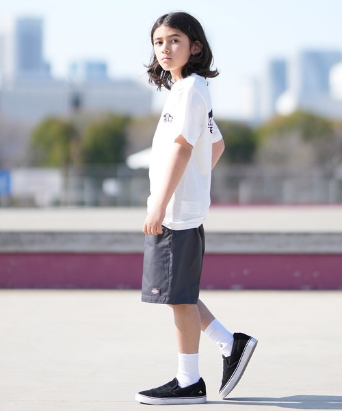 VANS（バンズ）の「VANS/バンズ キッズ 半袖 Tシャツ ロゴ バックプリント DOUBLE STANDARD VN000T30（Tシャツ/カットソー・キッズ・ホワイト/ブラック・150cm/140cm/130cm）」の7枚目の写真