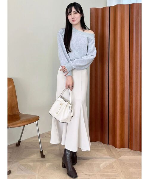 MERCURYDUO（マーキュリーデュオ）の「裏毛オフショルトップス（Tシャツ/カットソー・レディース・アイボリー/グレー・FREE）」の15枚目の写真