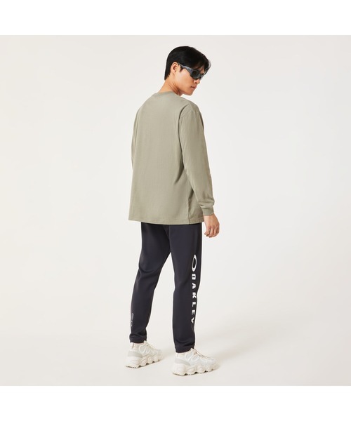 OAKLEY(オークリー)の「オークリー3RDG SYNCHRONISM PANTS 8.7/パンツ/スポーツ・トレーニング/MENS/メンズ/撥水/OAKLEY(スウェットパンツ・メンズ・ブラック・XL/L/M/S)」の4枚目の写真