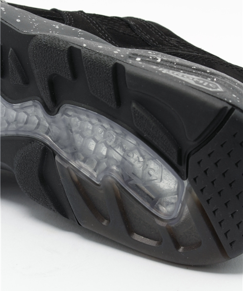 PUMA（プーマ）の「R698 ROXX（スニーカー・メンズ・ブラック/ホワイト・22.5cm/23.5cm/27.5cm/28.0cm/28.5cm/25.5cm/24.0cm/27.0cm/23.0cm/25.0cm/26.0cm/26.5cm/24.5cm）」の5枚目の写真