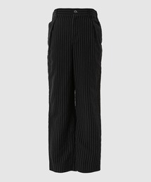 In tuck pants (garment wash)