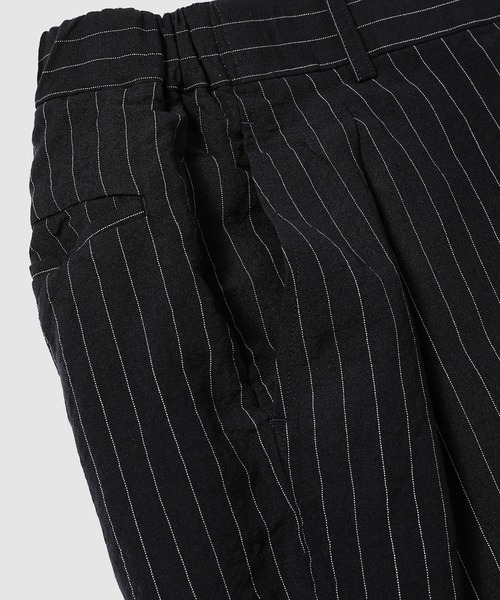 DIGAWEL（ディガウェル）の「In tuck pants (garment wash)（その他パンツ・メンズ・ネイビー・2）」の3枚目の写真