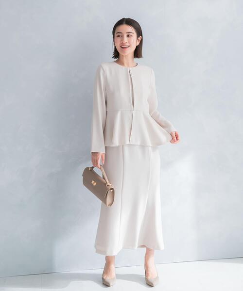 URBAN RESEARCH ROSSO WOMEN(アーバンリサーチ ロッソ)の「kaene フレアジャケットセットワンピース(ワンピース・レディース・ベージュ/ネイビー・MEDIUM)」の6枚目の写真