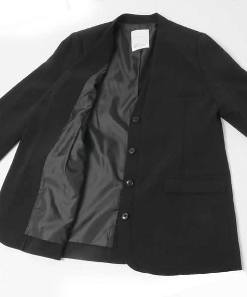 URBAN RESEARCH ROSSO WOMEN(アーバンリサーチ ロッソ)の「ELENDEEK LAYERED COLLARLESS JACKET(ノーカラージャケット・レディース・ブラック・FREE)」の4枚目の写真