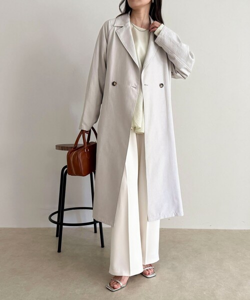 fredy emue（フレディエミュ）の「スウェードライクピーチコート（トレンチコート・レディース・ベージュ/グレイッシュベージュ・38）」の5枚目の写真