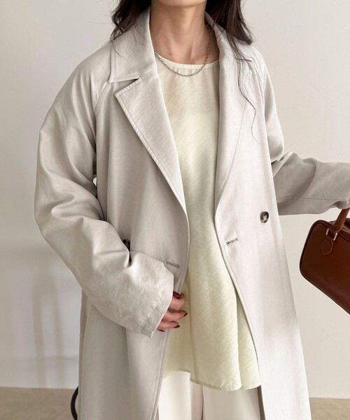 fredy emue（フレディエミュ）の「スウェードライクピーチコート（トレンチコート・レディース・ベージュ/グレイッシュベージュ・38）」の8枚目の写真