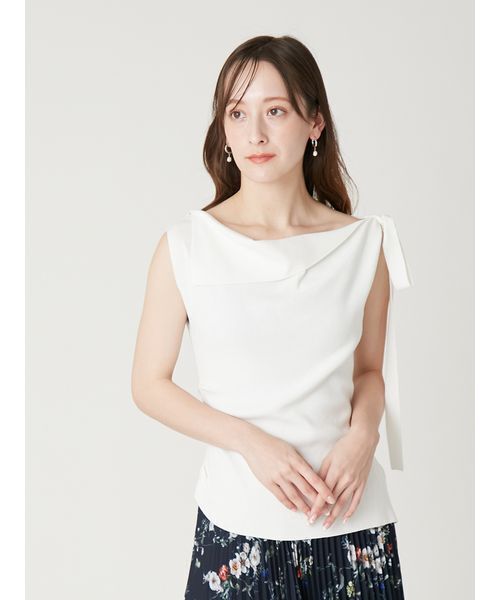 FRAY I.D（フレイアイディー）の「アシメネックドレープニット／ウォッシャブル（ニット/セーター・レディース・ホワイト/ブラック/ブルー・F）」の14枚目の写真