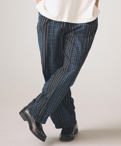 ADAM PATEK(アダムパテック)の「mp14757-jacquard check-stripe easy pants イージーパンツ(AP2618016)(その他パンツ・メンズ・ブラック/ホワイト・2/1)」の2枚目の写真