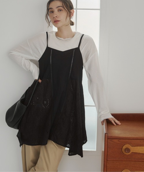 ANGIE（アンジー）の「コットン 刺繍 レース キャミソール チュニック（キャミソール・レディース・ブラック/オフホワイト・FREE）」の2枚目の写真