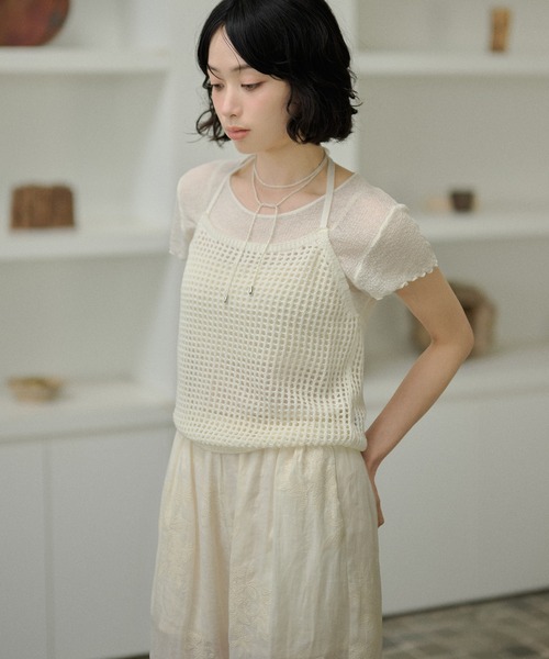 LAULEN（ローレン）の「mesh halter neck knit tops /メッシュホルターネックニットトップス（キャミソール・レディース・ブラック/イエロー/ブルー/アイボリー・FREE）」の2枚目の写真