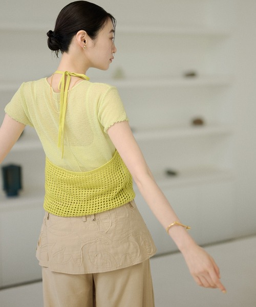 LAULEN（ローレン）の「mesh halter neck knit tops /メッシュホルターネックニットトップス（キャミソール・レディース・ブラック/イエロー/ブルー/アイボリー・FREE）」の5枚目の写真