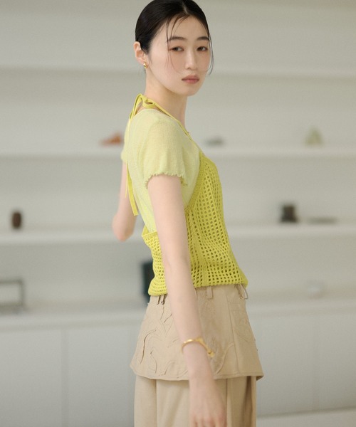 LAULEN（ローレン）の「mesh halter neck knit tops /メッシュホルターネックニットトップス（キャミソール・レディース・ブラック/イエロー/ブルー/アイボリー・FREE）」の7枚目の写真