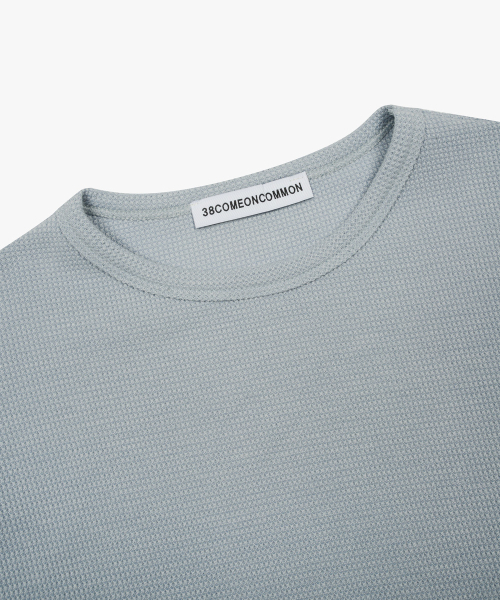38COMEONCOMMON(38カモンコモン)の「Waffle Regular Long Sleeve (Sky Blue)(Tシャツ/カットソー・レディース・その他・FREE)」の3枚目の写真