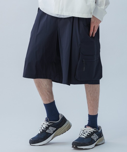 +phenix（プラスフェニックス）の「+phenix(プラスフェニックス) TECH WIDE CARGO SHORTS / テック ワイド カーゴショーツ（カーゴパンツ・メンズ・ブラック/ネイビー・XL/L/M）」の14枚目の写真
