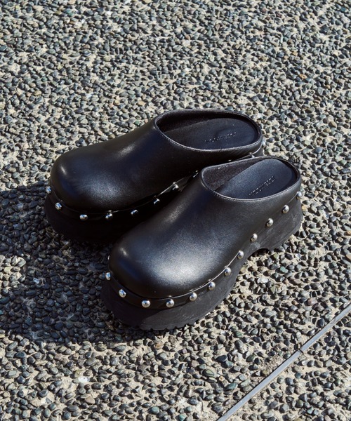 JOSE MOON（ジョゼムーン）の「STUDS VOLUME SOLE SABO/スタッズボリュームソールサボ（サンダル・レディース・ブラック・35/37/39）」の14枚目の写真