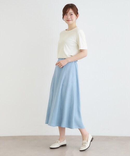 LAURA ASHLEY(ローラアシュレイ)の「【接触冷感/UVカット/洗える/立体モチーフ/コットン100%】ランズウィック柄Tシャツ(Tシャツ/カットソー・レディース・サックスブルー系/ブラック系/ホワイト系3・40/38)」の6枚目の写真