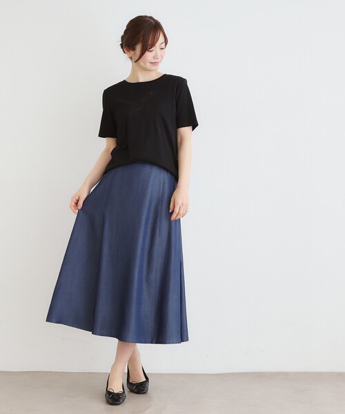 LAURA ASHLEY(ローラアシュレイ)の「【接触冷感/UVカット/洗える/立体モチーフ/コットン100%】ランズウィック柄Tシャツ(Tシャツ/カットソー・レディース・サックスブルー系/ブラック系/ホワイト系3・40/38)」の17枚目の写真