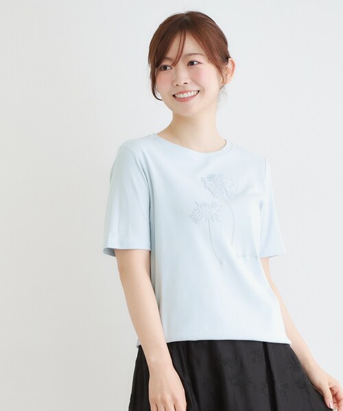 LAURA ASHLEY(ローラアシュレイ)の「【接触冷感/UVカット/洗える/立体モチーフ/コットン100%】ランズウィック柄Tシャツ(Tシャツ/カットソー・レディース・サックスブルー系/ブラック系/ホワイト系3・40/38)」の19枚目の写真