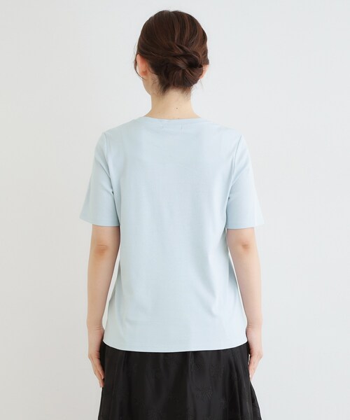 LAURA ASHLEY(ローラアシュレイ)の「【接触冷感/UVカット/洗える/立体モチーフ/コットン100%】ランズウィック柄Tシャツ(Tシャツ/カットソー・レディース・サックスブルー系/ブラック系/ホワイト系3・40/38)」の13枚目の写真