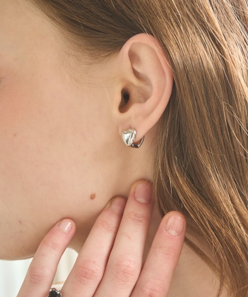 Birthday room(バースデイルーム)の「ハートモチーフピアス/Heart motif earrings(ピアス(両耳用)・レディース・ゴールド/シルバー・FREE)」の14枚目の写真