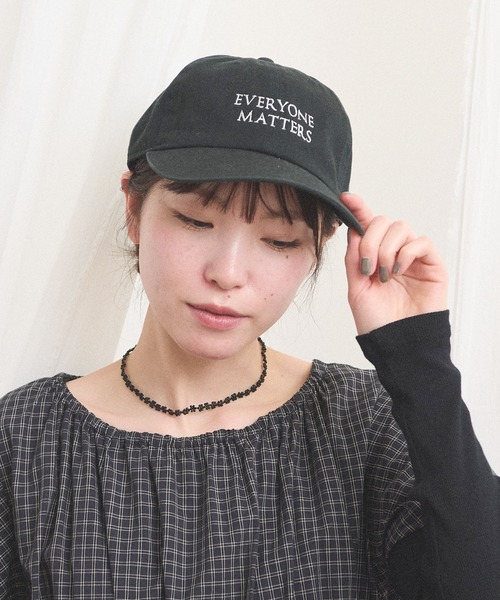 fig London(フィグロンドン)の「You Matter cap(キャップ・レディース・ブラック/ブルー・FREE)」の1枚目の写真